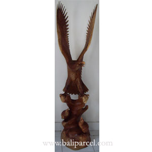 Wooden Eagle With 2 Babies, Hand Carved From Suar Wood