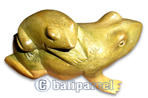Wooden Frogs, Hand Carved From Waru Wood
