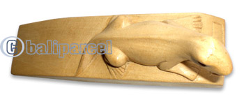 Wooden Door Stoper Gecko, This Hand Carved From Crocodile Wood