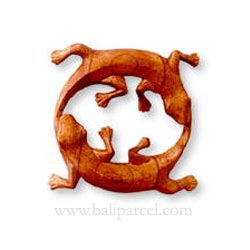 Geckos Wallhanging, Hand Carved From Hibiscus Wood