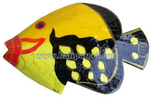 Tropical Fish Magnet Handpainted, From Albesia Wood