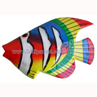 Tropical Fish Magnet Handpainted, From Albesia Wood
