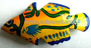Tropical Fish Magnet Handpainted, From Albesia Wood