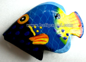 Tropical Fish Magnet Handpainted, From Albesia Wood