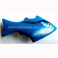 Tropical Fish Magnet Handpainted, From Albesia Wood