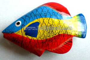 Tropical Fish Magnet Handpainted, From Albesia Wood