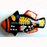 Tropical Fish Magnet Handpainted, From Albesia Wood