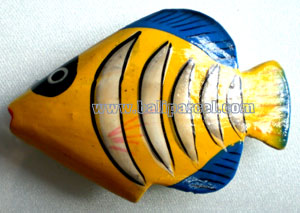 Tropical Fish Magnet Handpainted, From Albesia Wood
