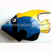 Tropical Fish Magnet Handpainted, From Albesia Wood
