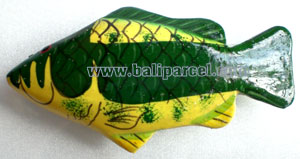 Tropical Fish Magnet Handpainted, From Albesia Wood