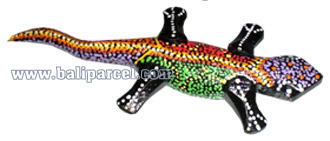 Magnet With Dot Painting, Handcarved From  Albesia Wood