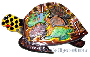 Wooden Painted Turtle Puzzle, And 5 Small Turtles.