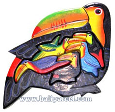 Wooden Painted Parrot Puzzle, And 5 Small Parrots.