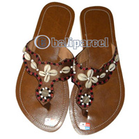 Sandal With Shell