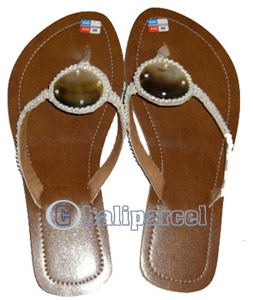 Sandal With Shell