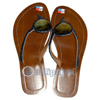 Sandal With Shell