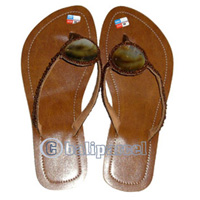 Sandal With Shell
