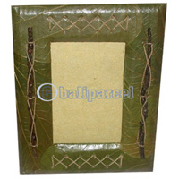 Picture Frame, Handmade With Leaf