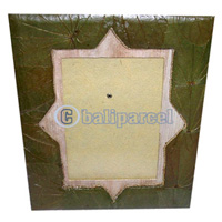 Picture Frame, Handmade With Leaf