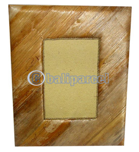 Picture Frame, Handmade With Banana Leaf