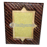 Picture Frame, Handmade With Leaf