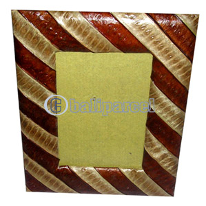 Picture Frame, Handmade With Leaf