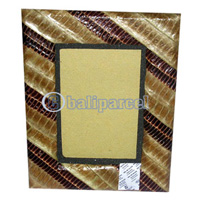 Picture Frame, Handmade With Leaf