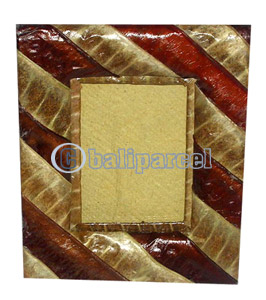 Picture Frame, Handmade With Leaf