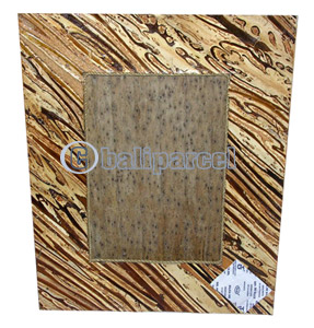 Picture Frame, Handmade With Leaf