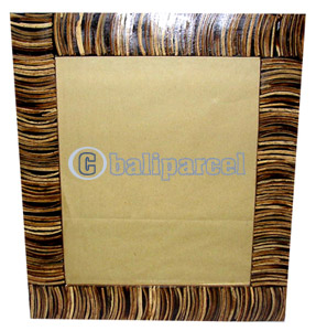 Picture Frame, Handmade With Shell Of Pakis 10R