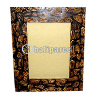 Picture Frame, Handmade With Shell Of Coconut 