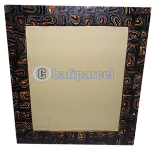 Picture Frame, Handmade With Shell Of Pakis