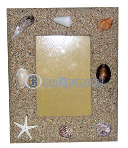 Picture Frame, Handmade With Sea Shell