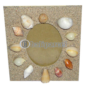 Picture Frame, Handmade With Sea Shell