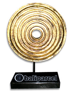 Medallion Set Of 3, Handcarved From Albesia Wood