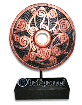 Medallion Set Of 3, Handcarved From Albesia Wood