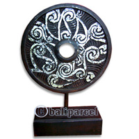 Medallion Set Of 3, Handcarved From Albesia Wood