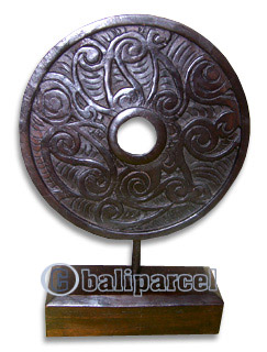 Medallion Set Of 3, Handcarved From Albesia Wood