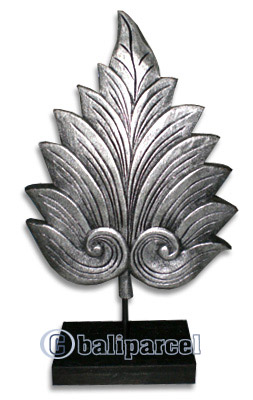 Medallion, Handcarved From Albesia Wood