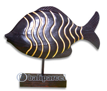 Medallion, Handcarved From Albesia Wood