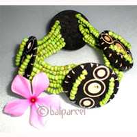 Bracelet With  Coconut And Glass Bead