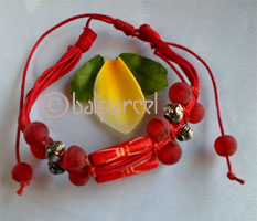 Bracelet  With Bone And Glassbead
