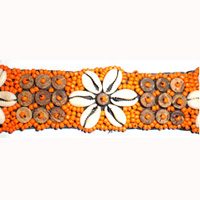 Bracelet With Shell And Glassbead