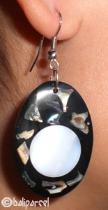 Earring With Shell