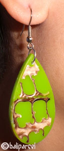 Earring, Synthetic Resin Inlaid With Shell