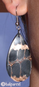 Earring, Synthetic Resin Inlaid With Shell