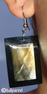 Earring With Shell