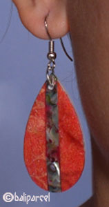 Earring, Synthetic Resin Inlaid With Shell