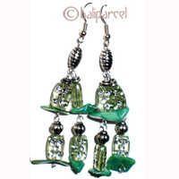 Earring With Shell And Glass Beads