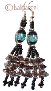 Earring With Shell And Glass Beads